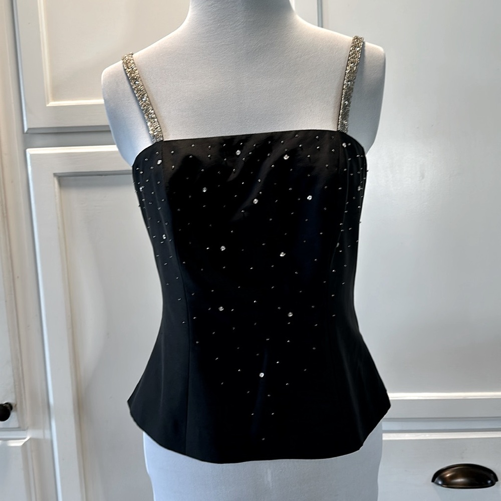 JADE 100% silk rhinestone & bead adorned fancy tank with zip side. Size 6 black.